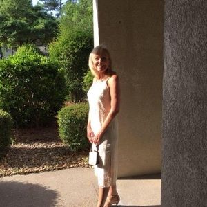 Meet your Posher, Fay